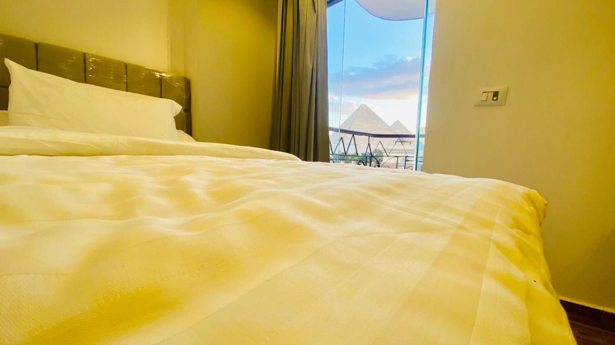 Oh Pyramids View Hotel Kafrat al Jabal Exterior photo