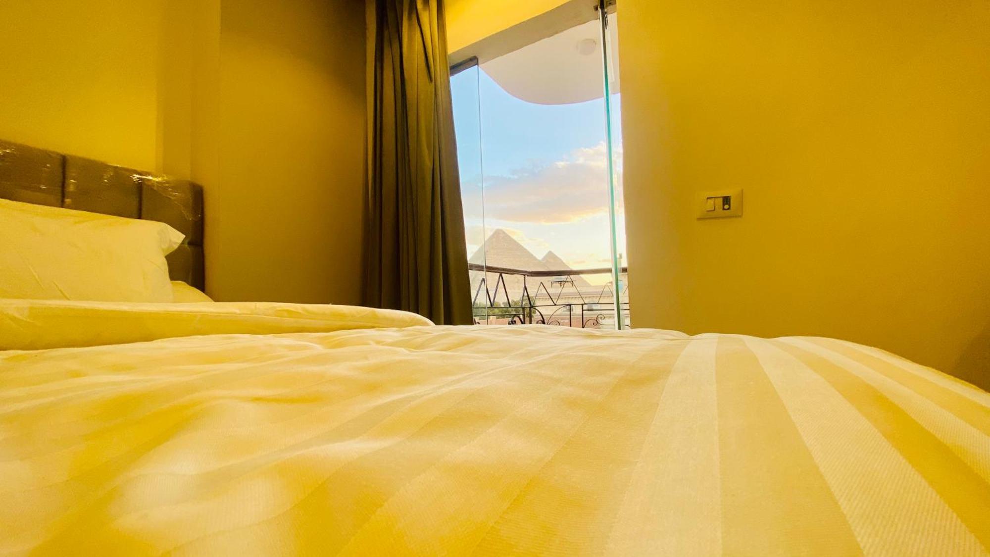 Oh Pyramids View Hotel Kafrat al Jabal Exterior photo