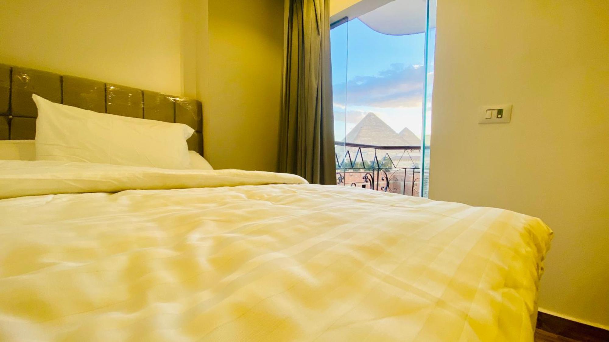 Oh Pyramids View Hotel Kafrat al Jabal Exterior photo