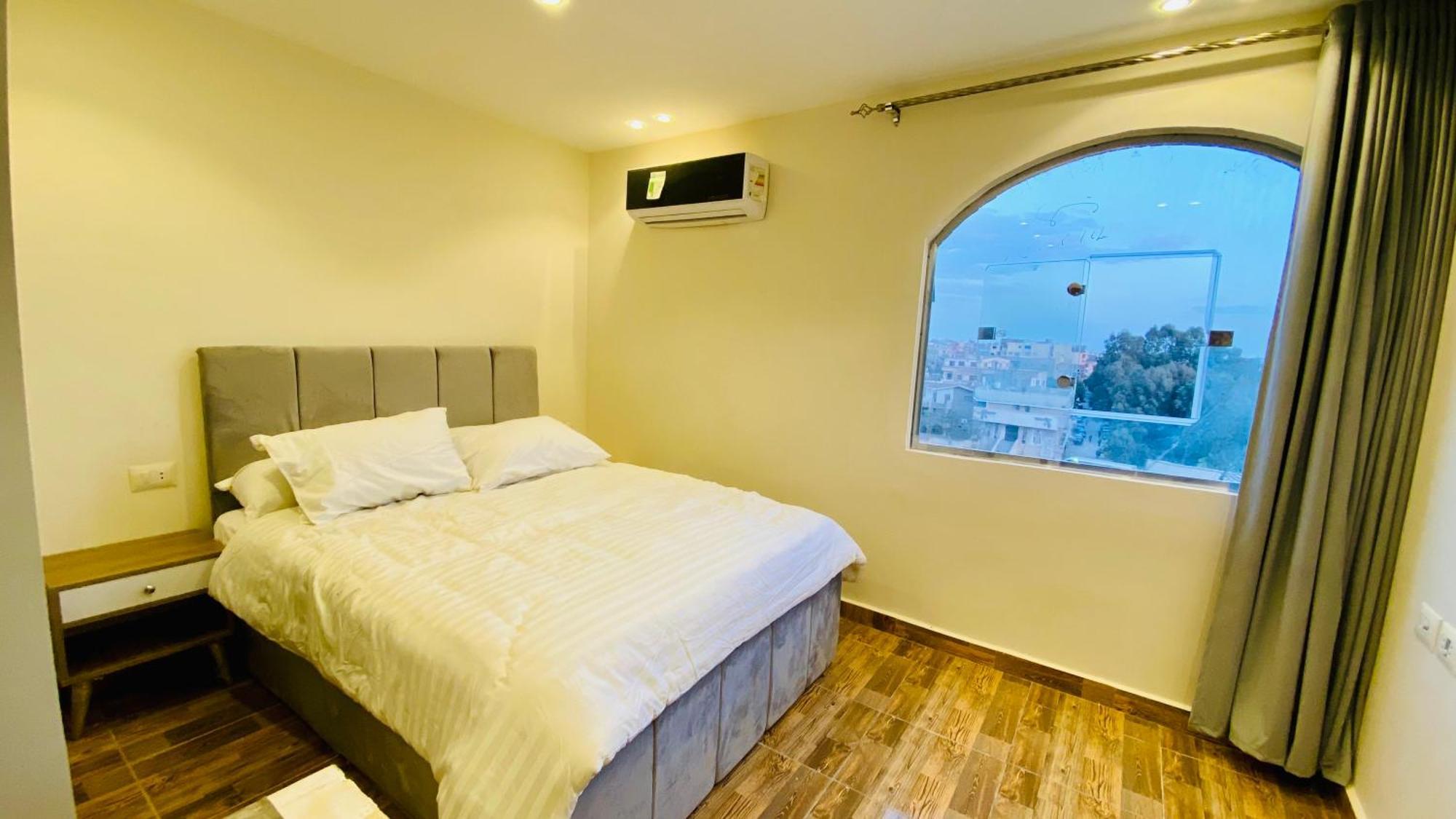 Oh Pyramids View Hotel Kafrat al Jabal Exterior photo